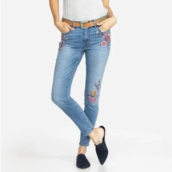JOHNNY WAS Dallah Embroidered Skinny Jeans 29 Floral Boho Art To Wear Hippie - Picture 4 of 15